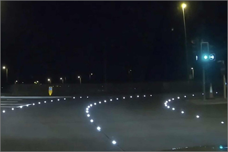solar powered road studs